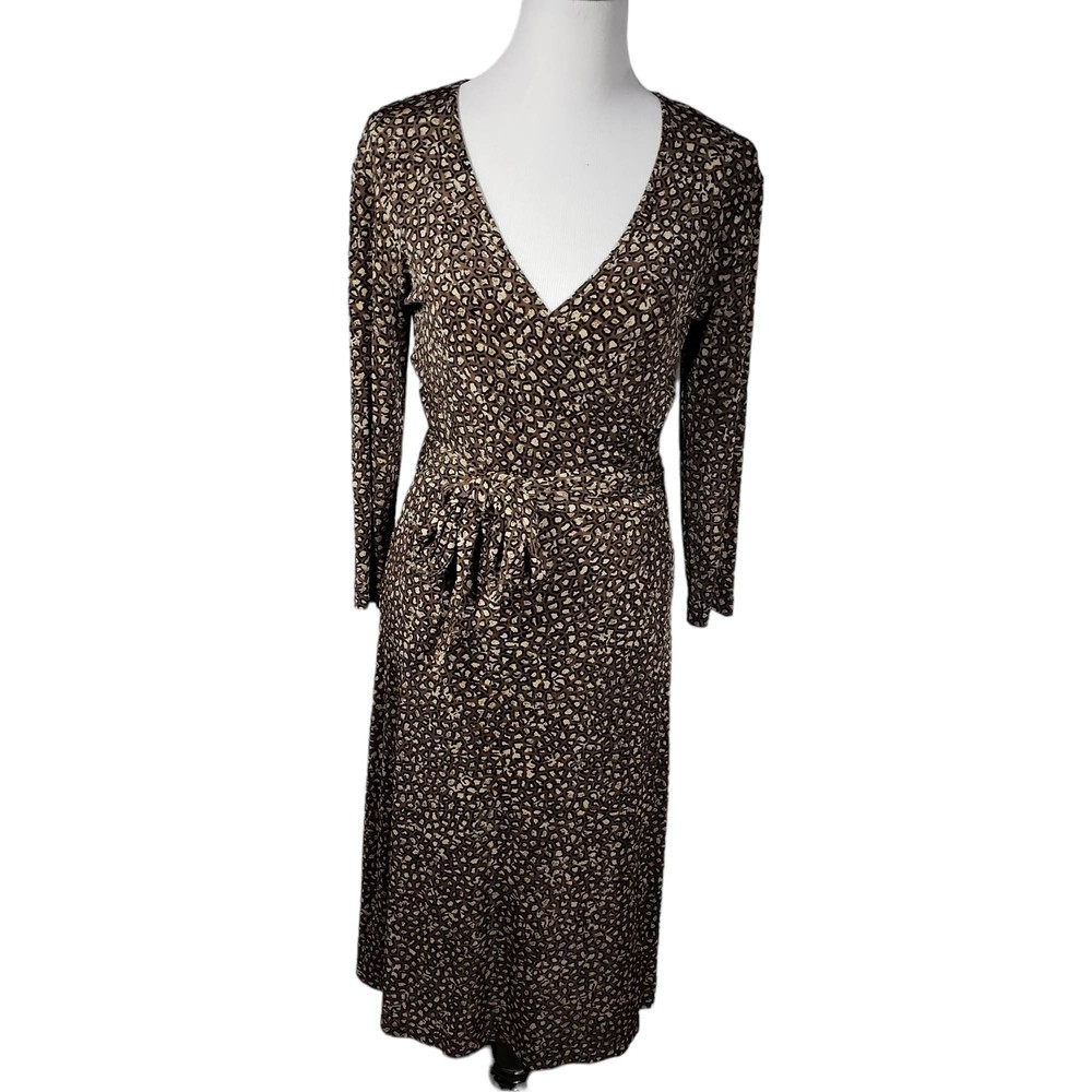 Chico's Travelers Sz 0 (approx Women's size 4) Animal Print Belted V-Neck Dress